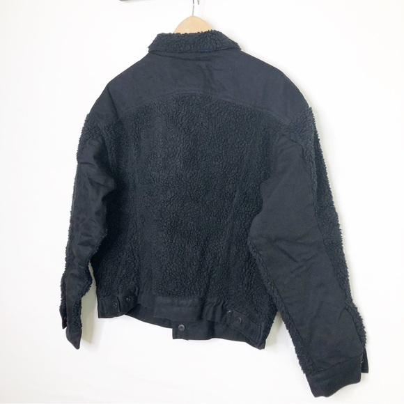 LEVI’S black denim Sherpa trucker jacket - Picture 13 of 14